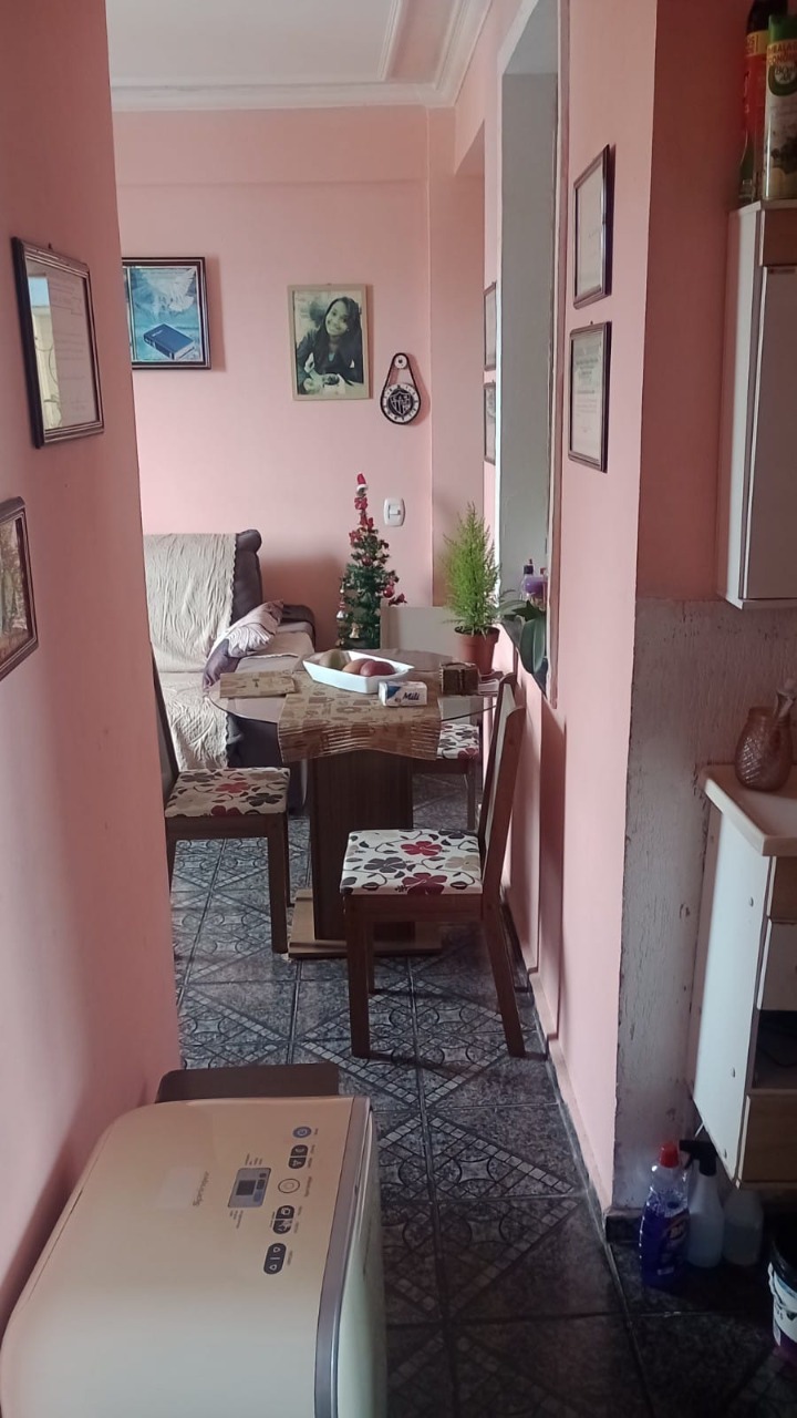 Apartamento à venda com 2 quartos, 45m² - Foto 3