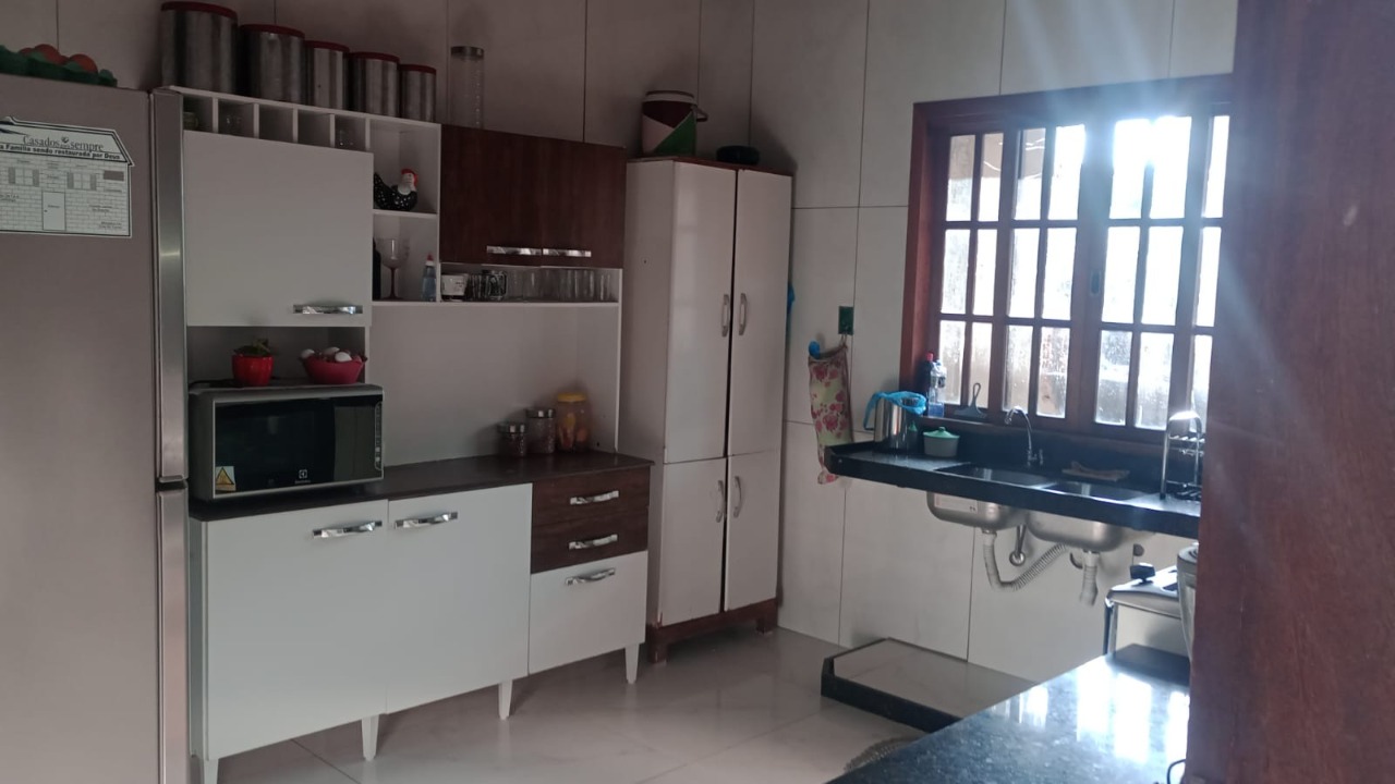 Casa à venda com 4 quartos, 360m² - Foto 11