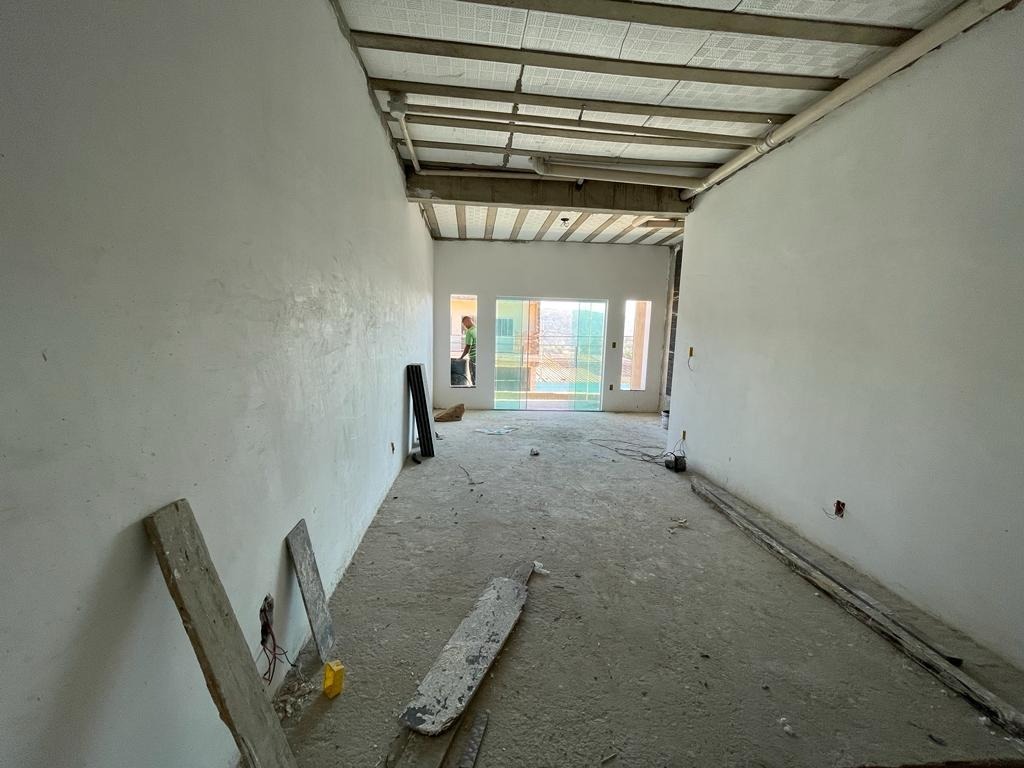 Casa à venda com 3 quartos, 200m² - Foto 7