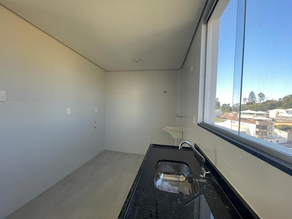 Apartamento à venda com 3 quartos, 61m² - Foto 7