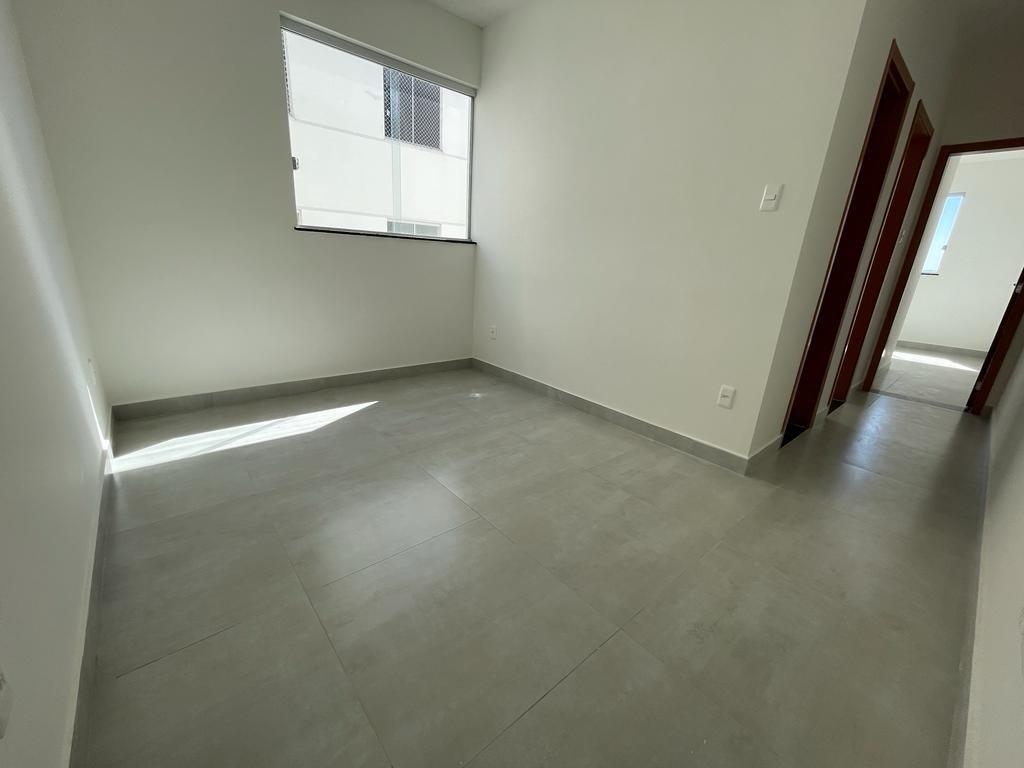 Apartamento à venda com 2 quartos, 48m² - Foto 3