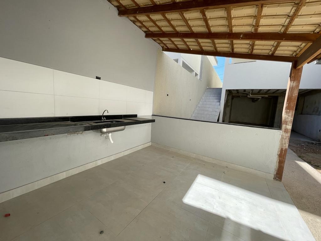 Casa à venda com 3 quartos, 110m² - Foto 16