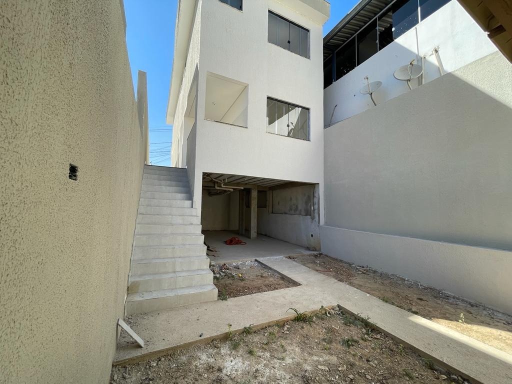 Casa à venda com 3 quartos, 110m² - Foto 21