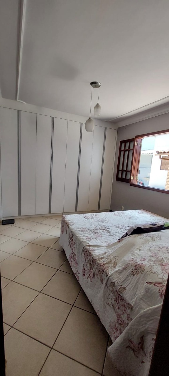 Casa à venda com 3 quartos, 270m² - Foto 11