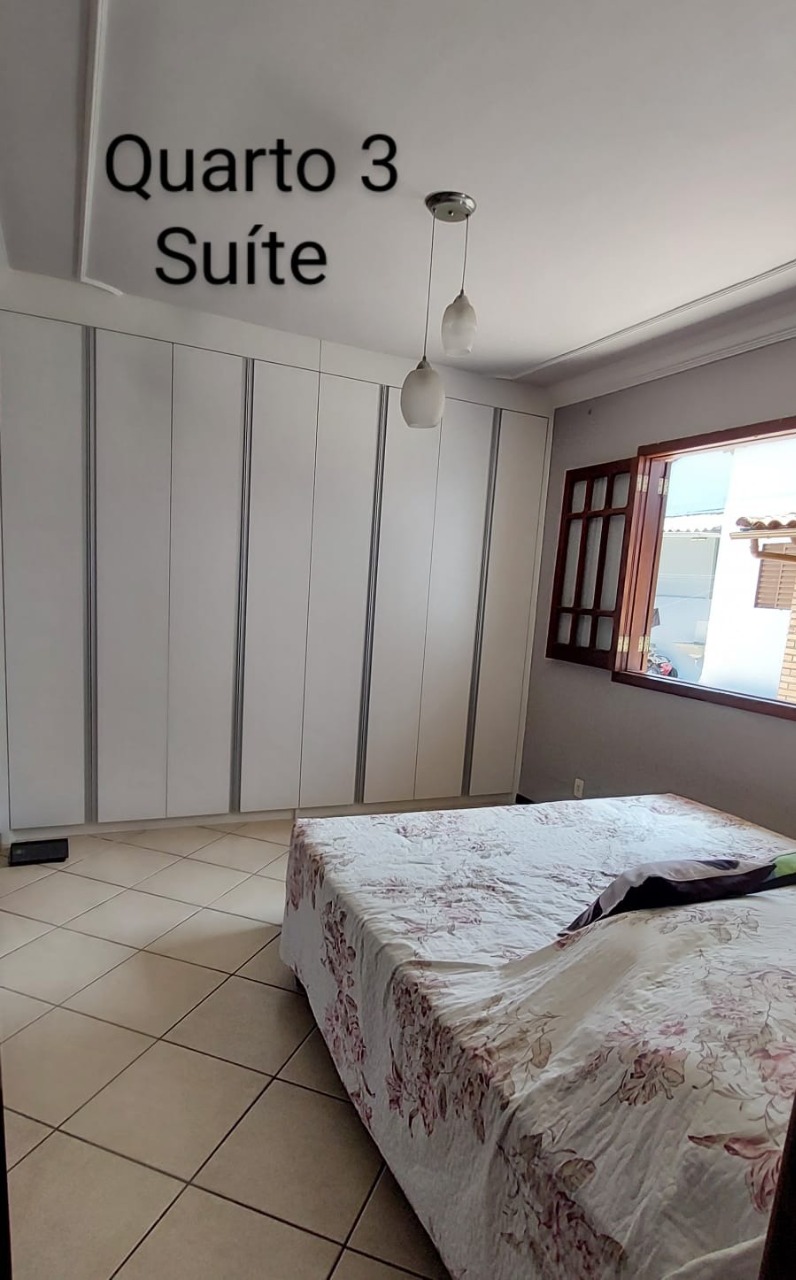 Casa à venda com 3 quartos, 270m² - Foto 10