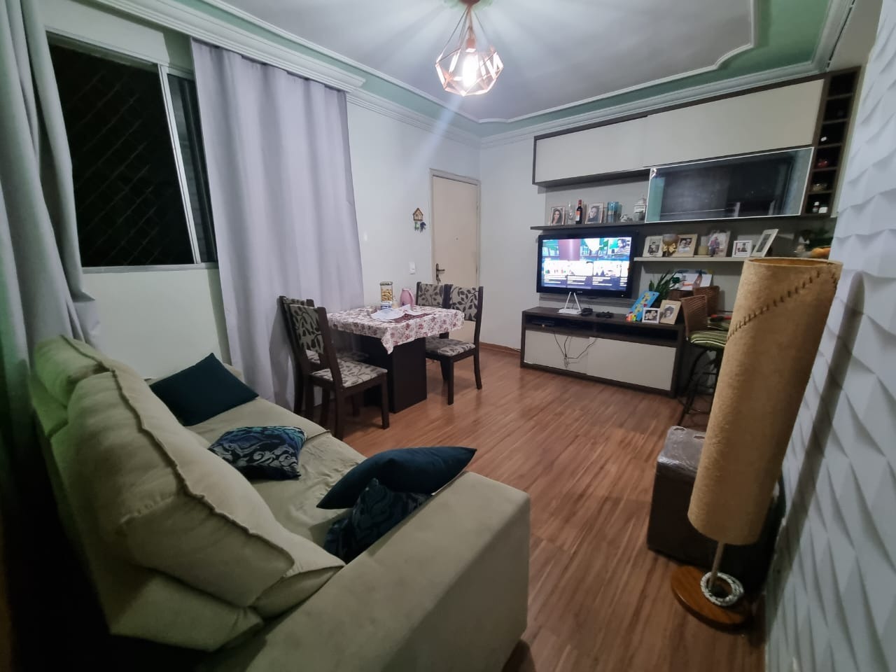 Apartamento à venda com 3 quartos, 67m² - Foto 1