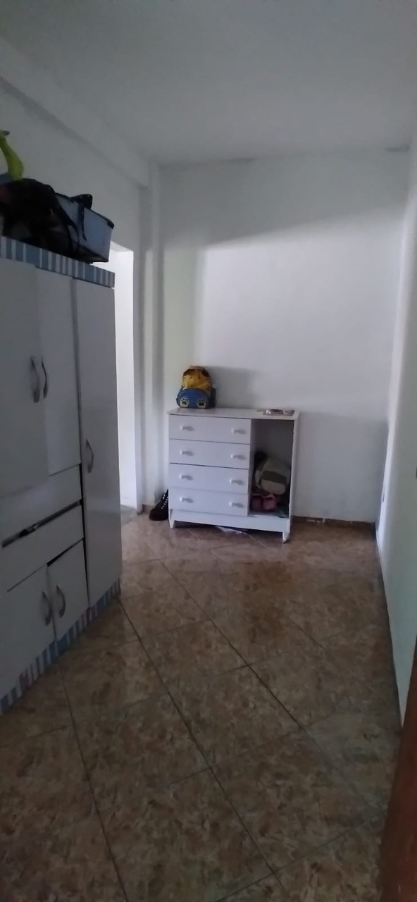 Casa à venda com 4 quartos, 180m² - Foto 18