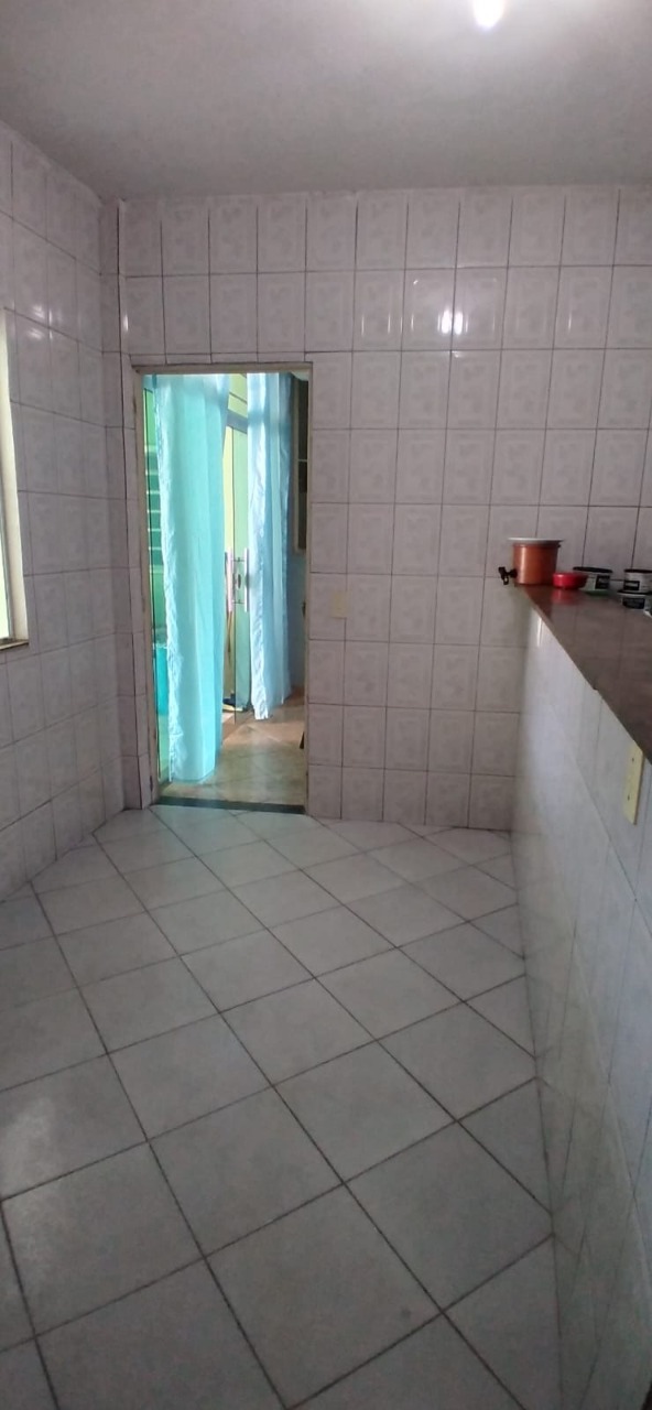 Casa à venda com 4 quartos, 180m² - Foto 19