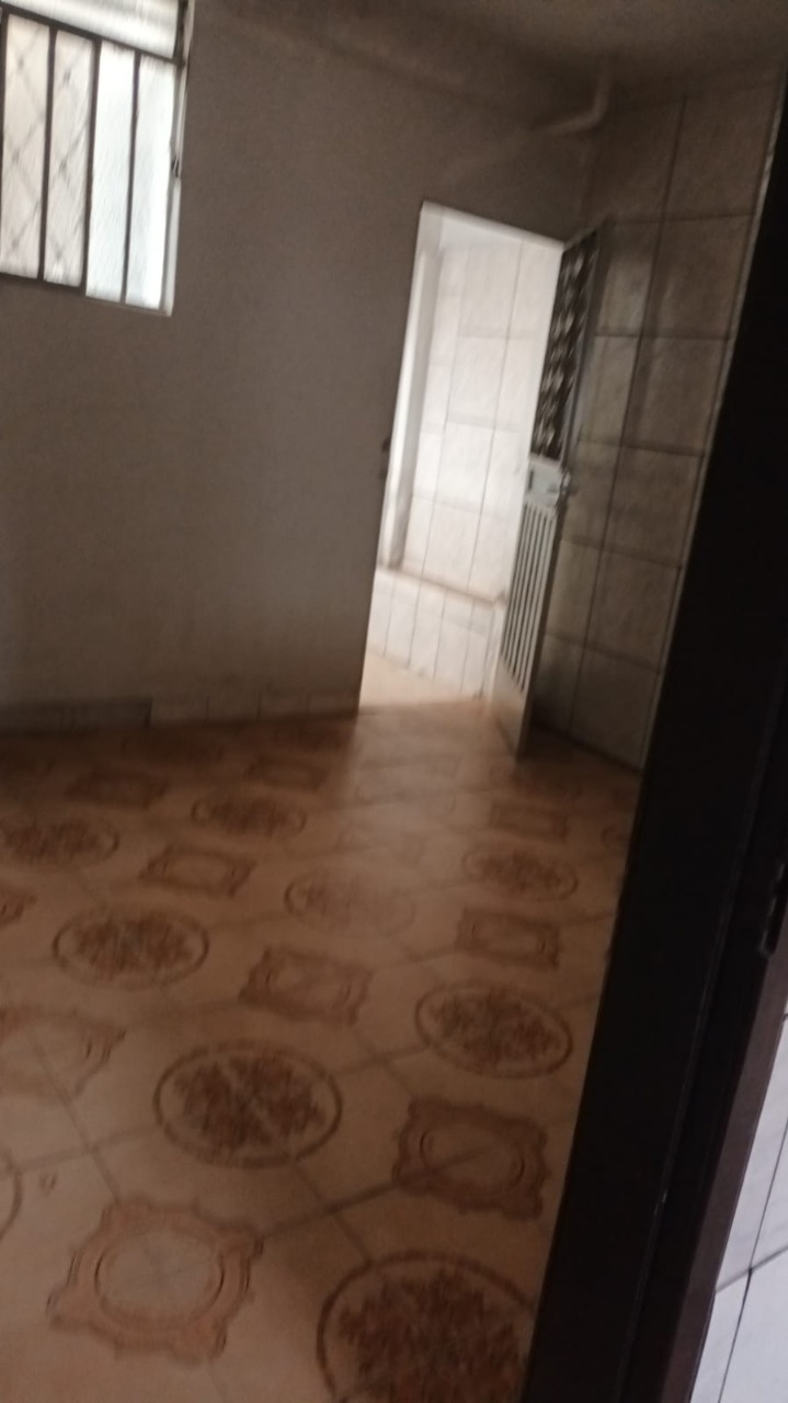 Casa à venda com 3 quartos, 360m² - Foto 17