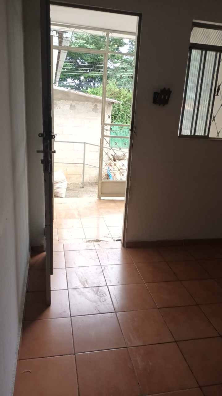 Casa à venda com 3 quartos, 360m² - Foto 18