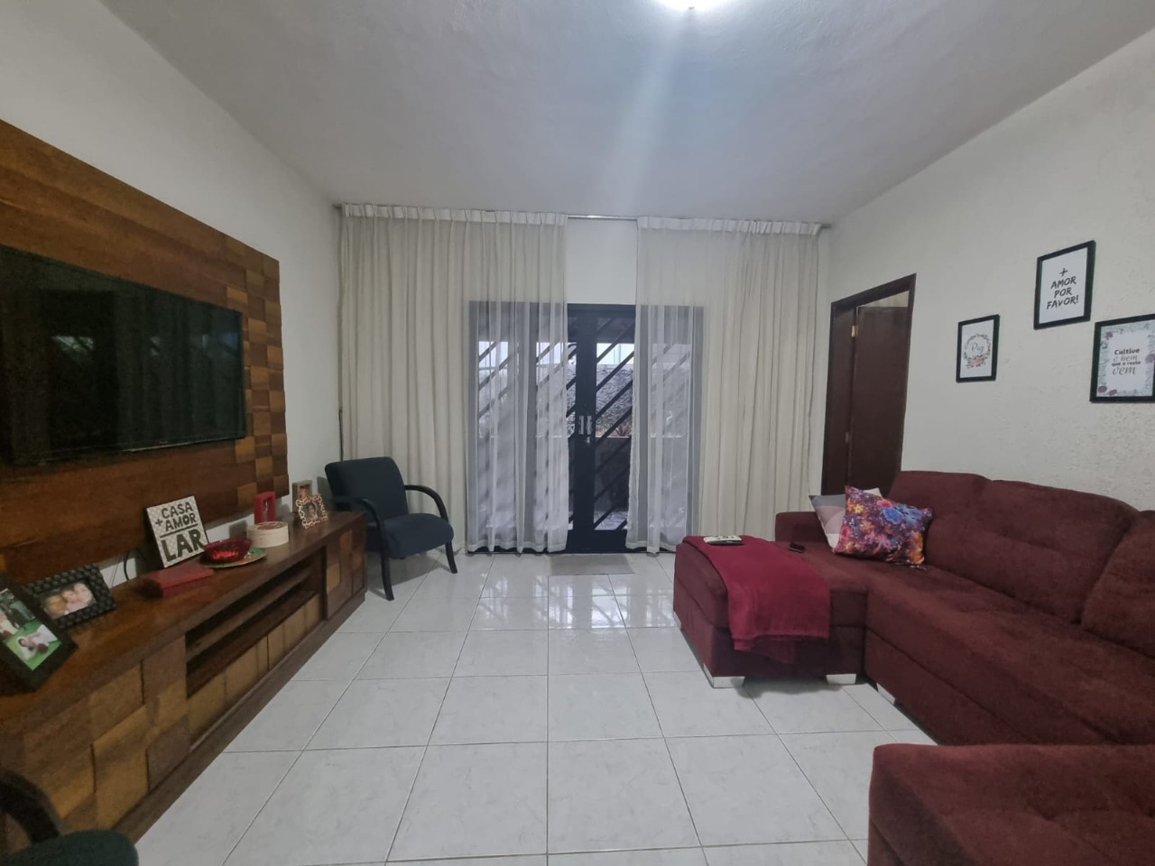 Casa à venda com 2 quartos, 125m² - Foto 3