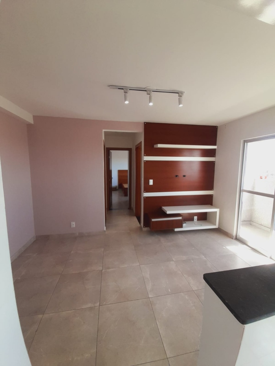 Apartamento à venda com 2 quartos, 56m² - Foto 3