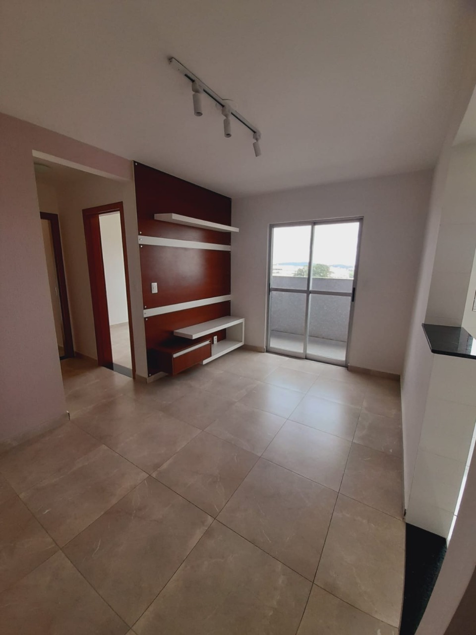 Apartamento à venda com 2 quartos, 56m² - Foto 4