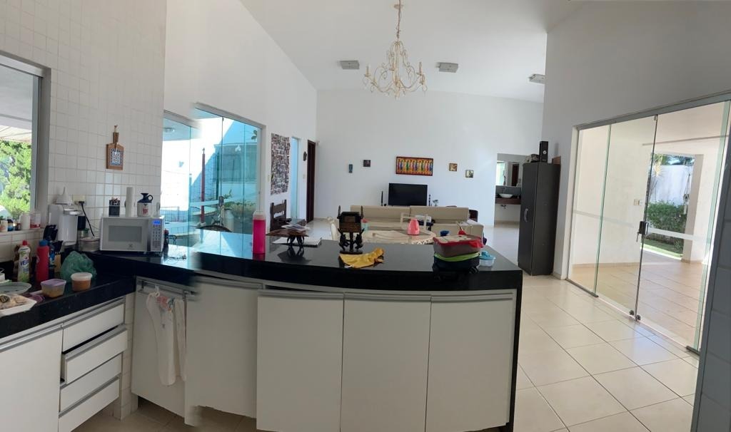 Casa à venda com 3 quartos, 270m² - Foto 3