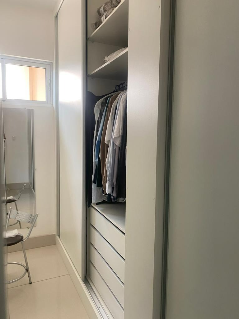 Casa à venda com 4 quartos, 300m² - Foto 9