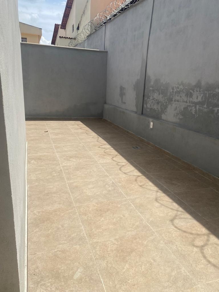 Casa à venda com 3 quartos, 65m² - Foto 5