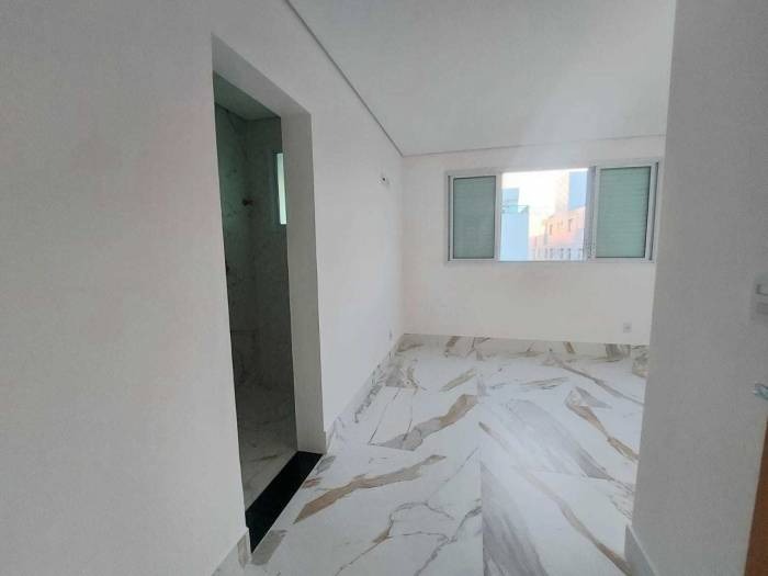 Cobertura à venda com 4 quartos, 245m² - Foto 9