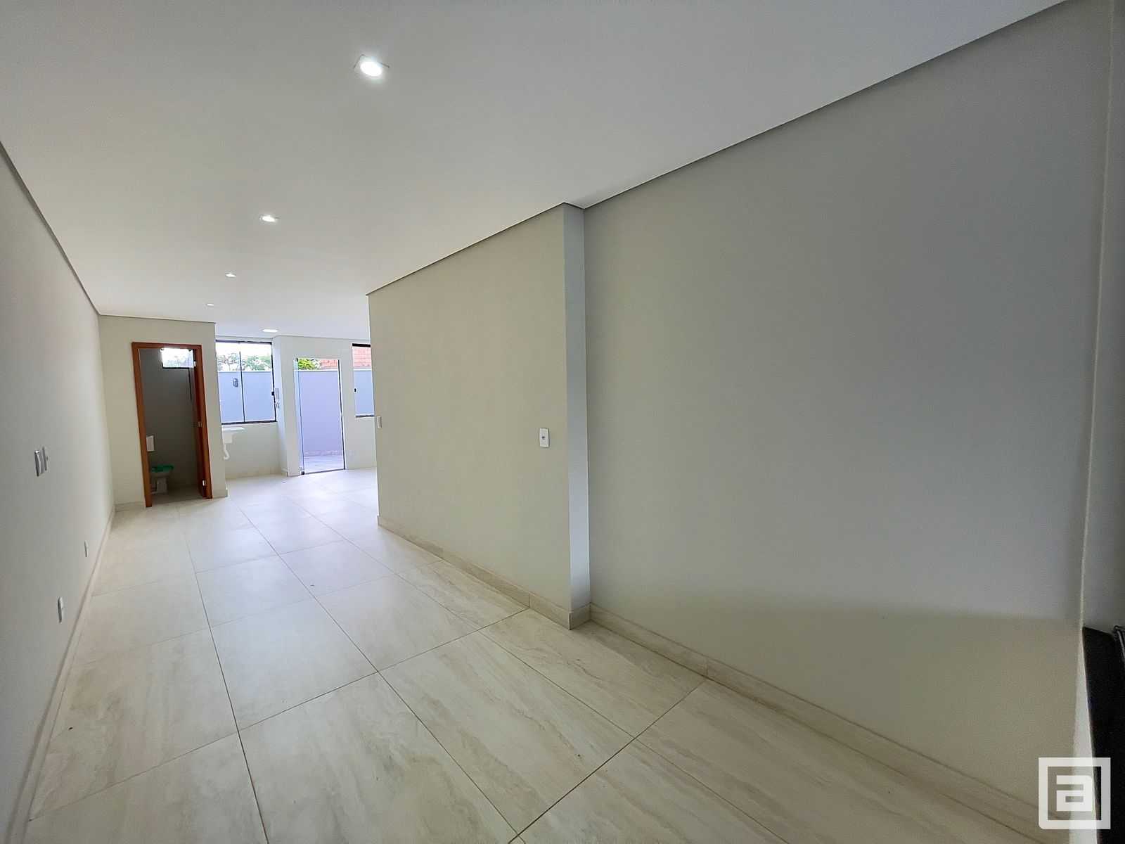 Casa à venda com 3 quartos, 63m² - Foto 11