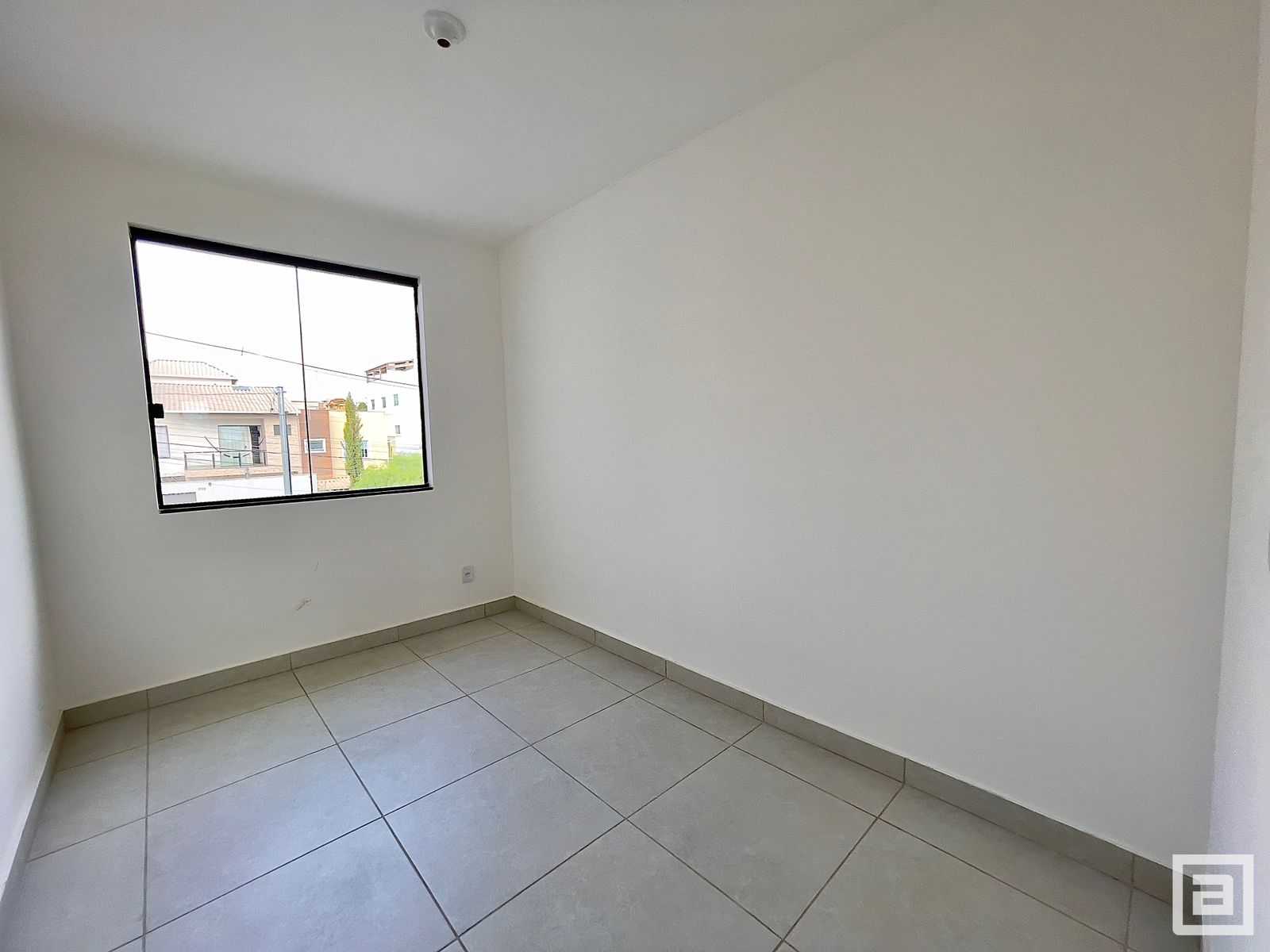 Casa à venda com 3 quartos, 80m² - Foto 11