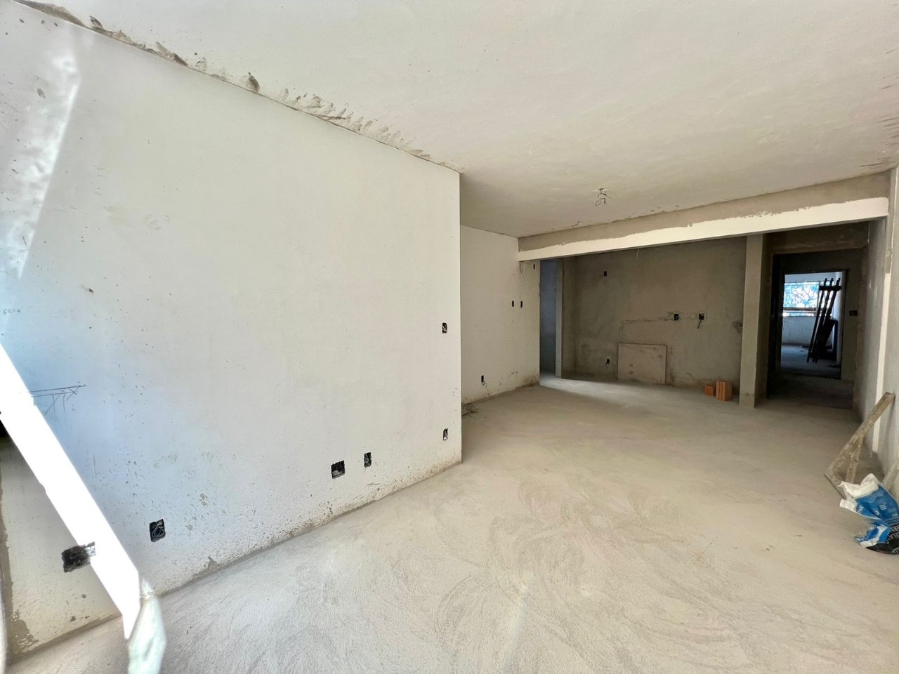 Apartamento à venda com 2 quartos, 65m² - Foto 3