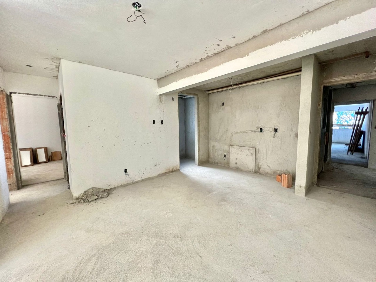 Apartamento à venda com 2 quartos, 65m² - Foto 1