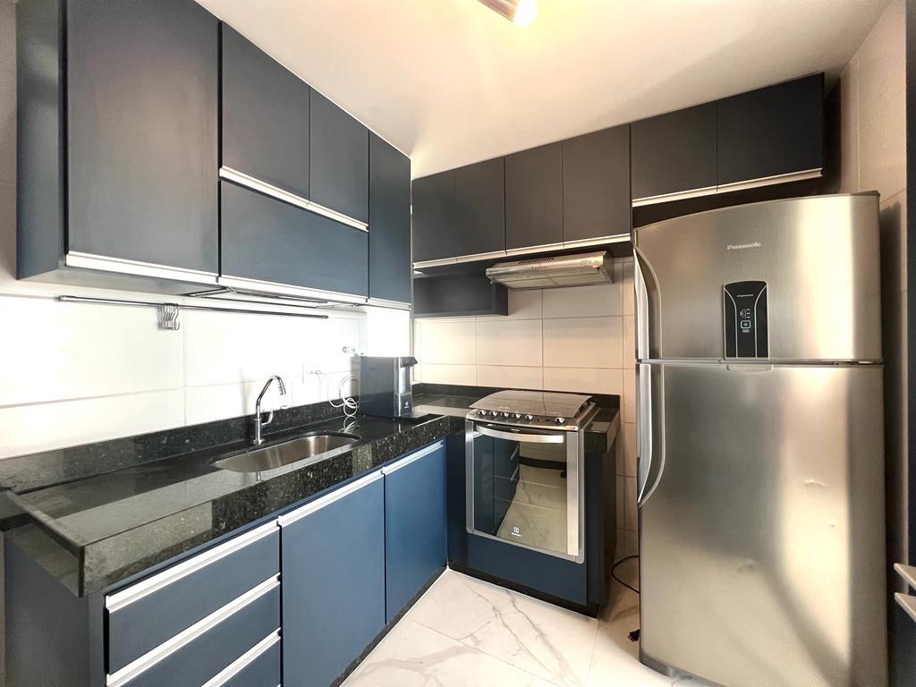 Apartamento à venda com 3 quartos, 95m² - Foto 4