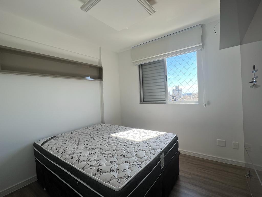 Apartamento à venda com 3 quartos, 95m² - Foto 12