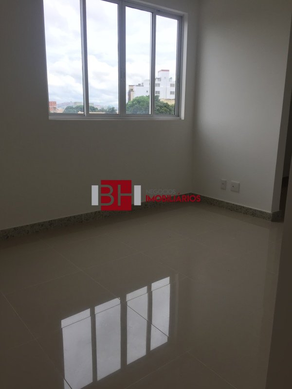 Cobertura à venda com 3 quartos, 150m² - Foto 3