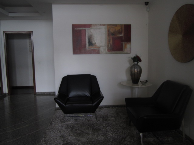 Apartamento à venda com 4 quartos, 135m² - Foto 8