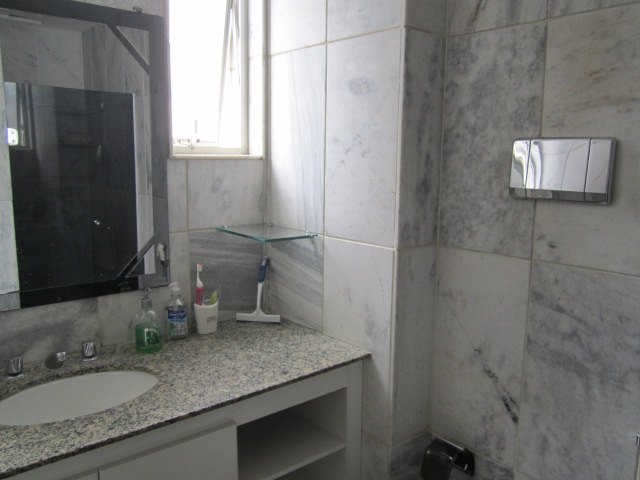 Apartamento à venda com 4 quartos, 135m² - Foto 18