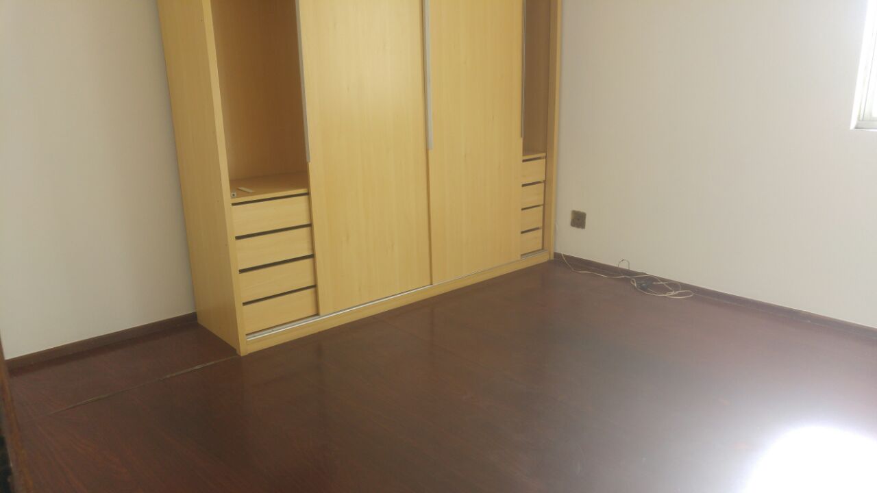 Apartamento à venda com 4 quartos, 140m² - Foto 5