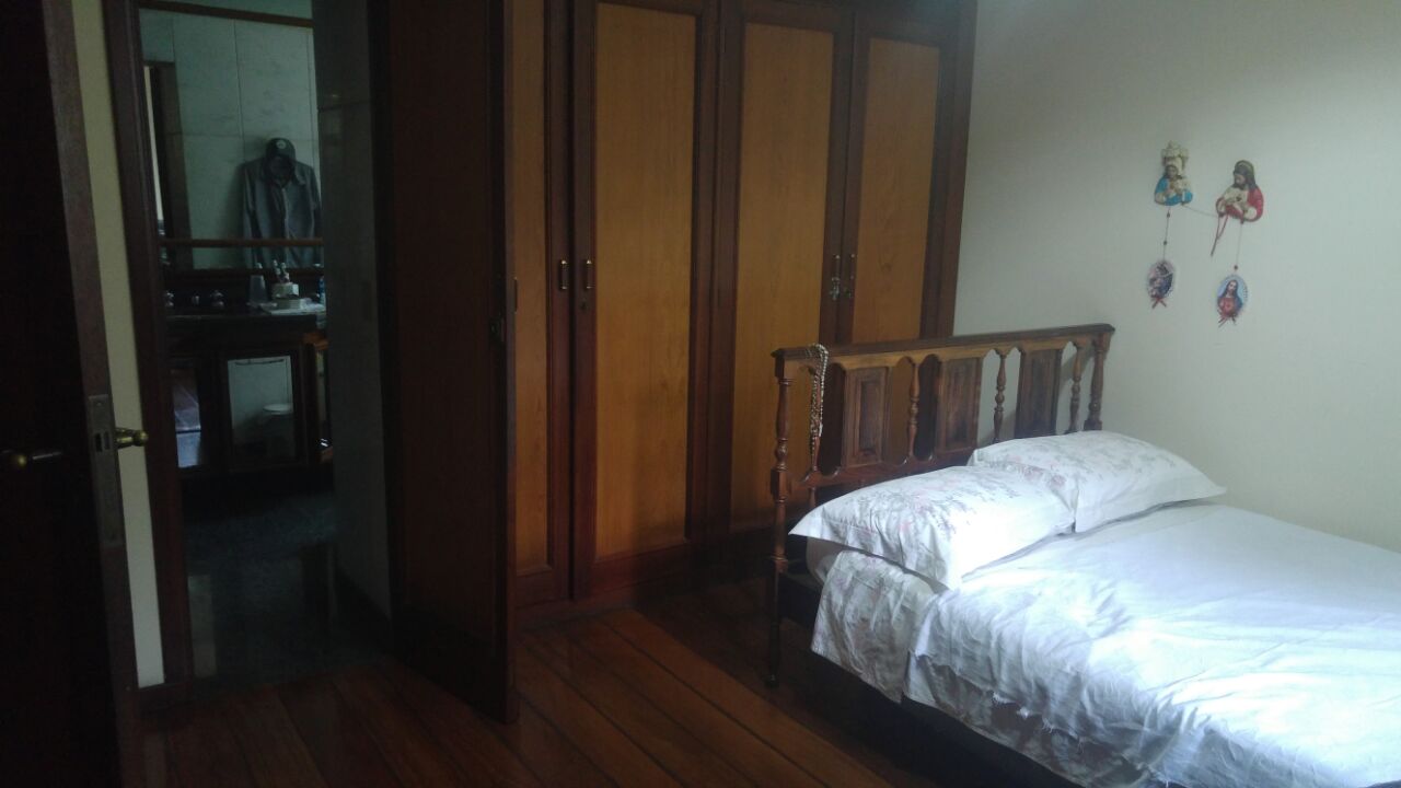 Apartamento à venda com 4 quartos, 220m² - Foto 8