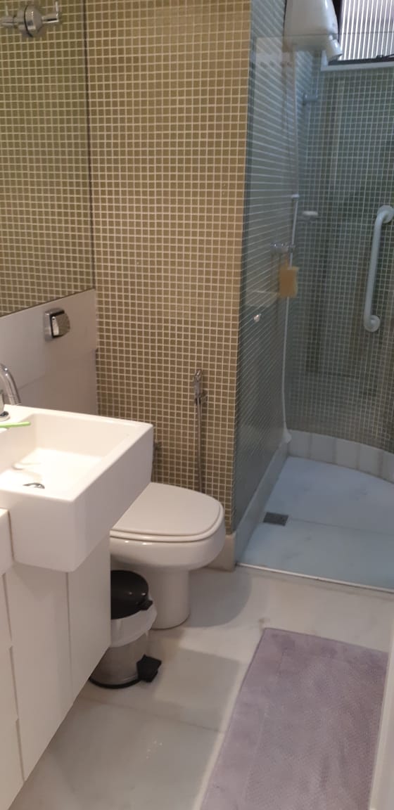 Apartamento à venda com 4 quartos, 190m² - Foto 12