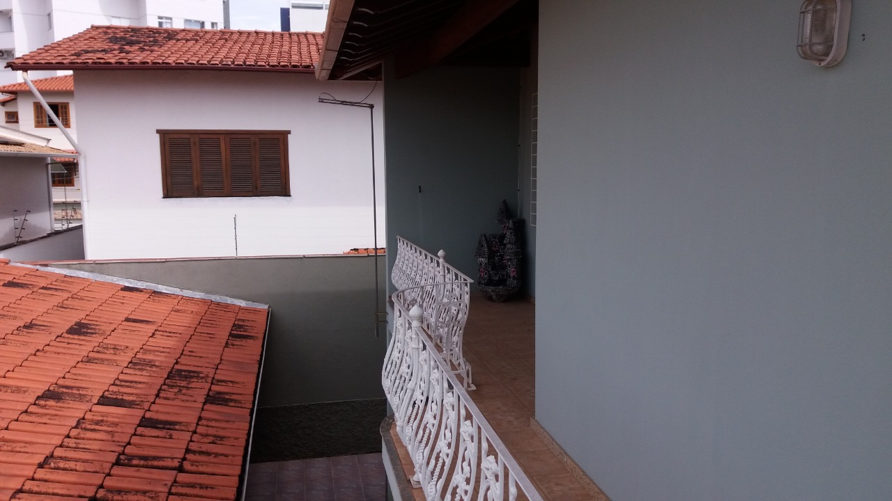 Casa à venda com 4 quartos, 280m² - Foto 21