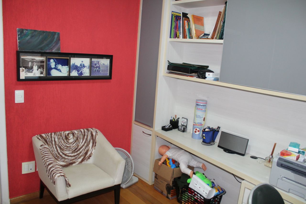 Apartamento à venda com 4 quartos, 140m² - Foto 6