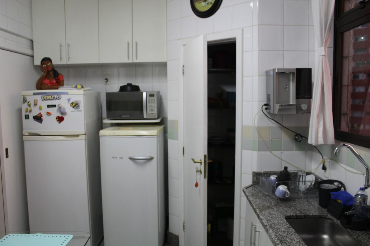 Apartamento à venda com 4 quartos, 140m² - Foto 5