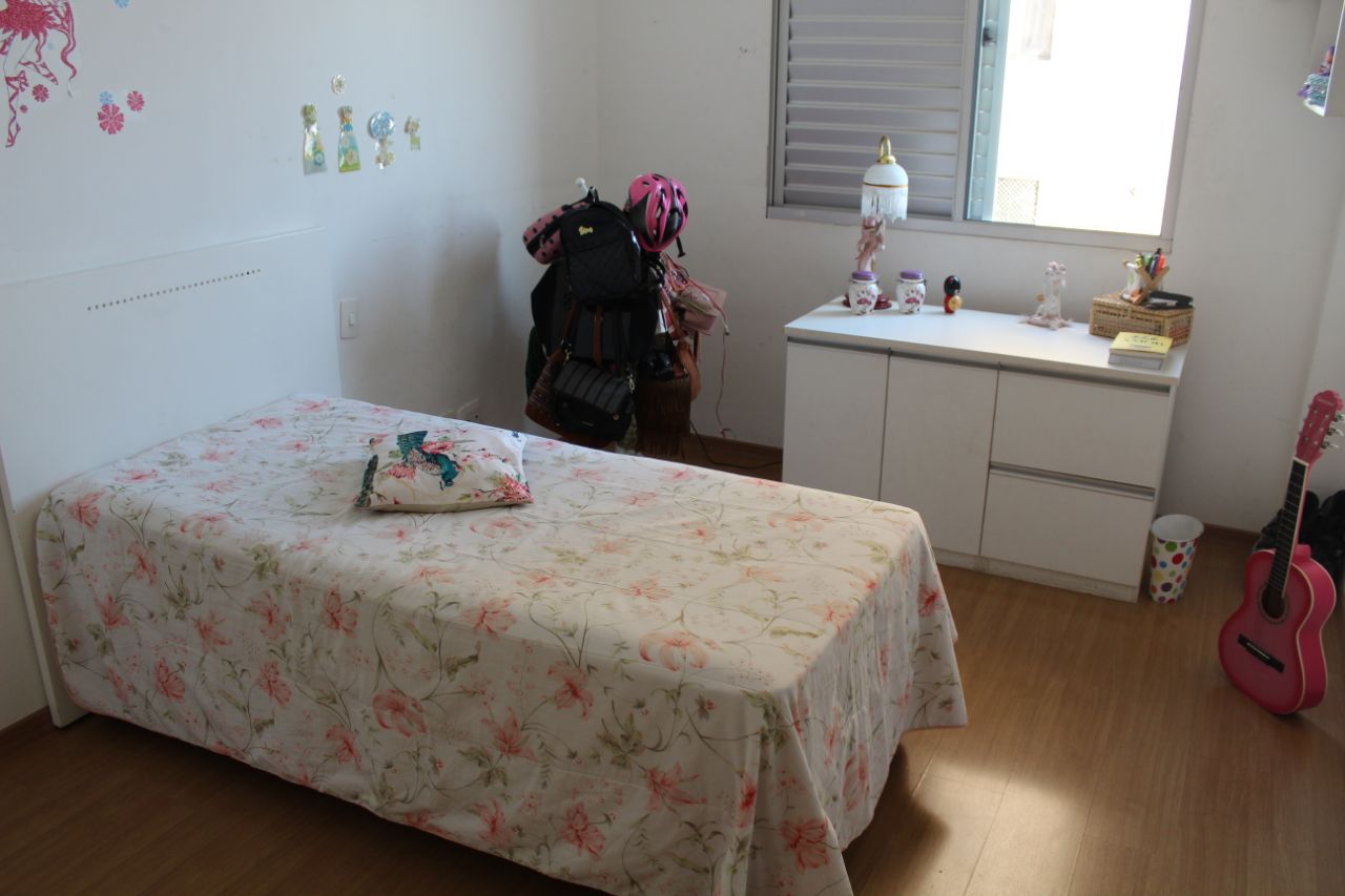 Apartamento à venda com 4 quartos, 153m² - Foto 13