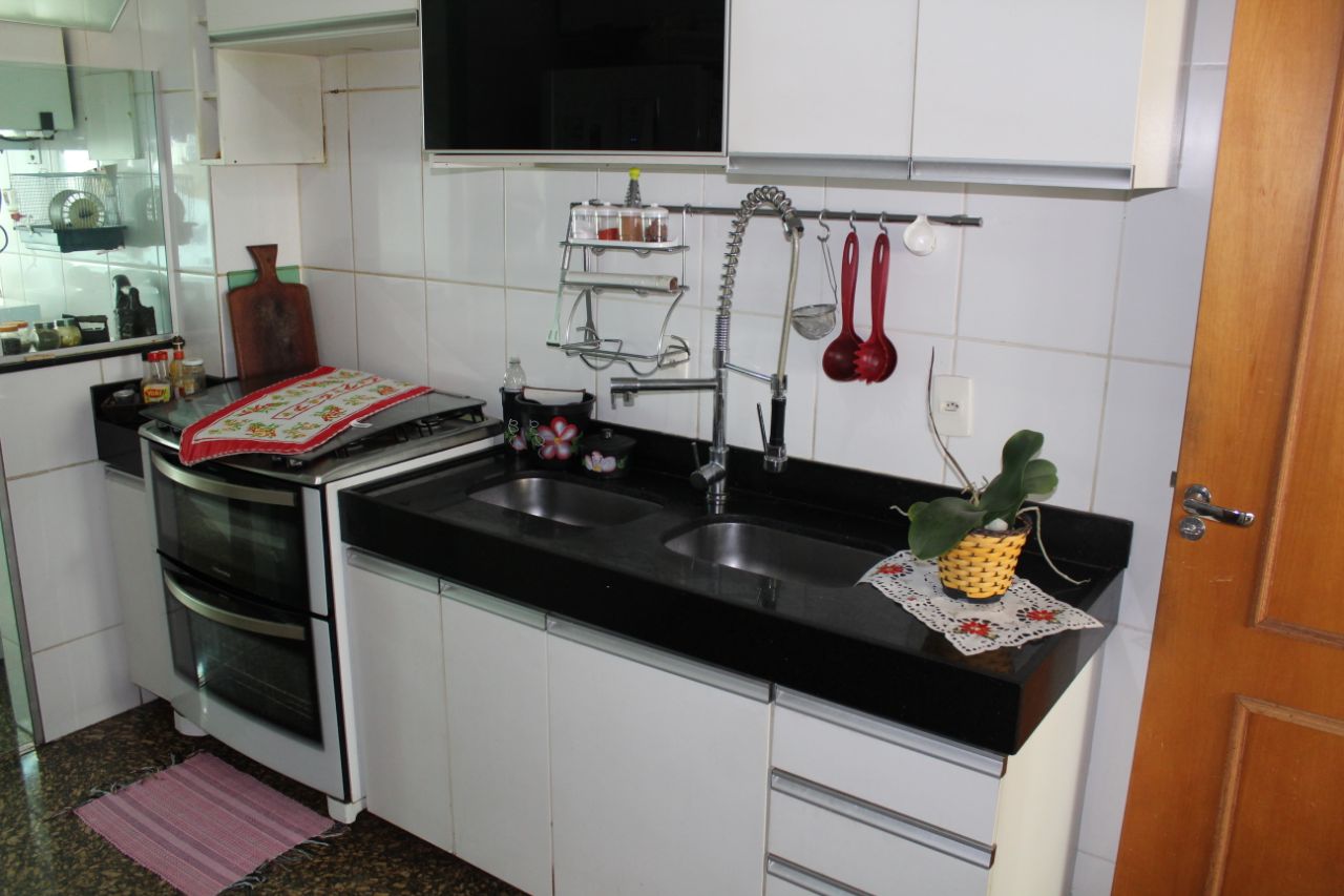 Apartamento à venda com 4 quartos, 153m² - Foto 15