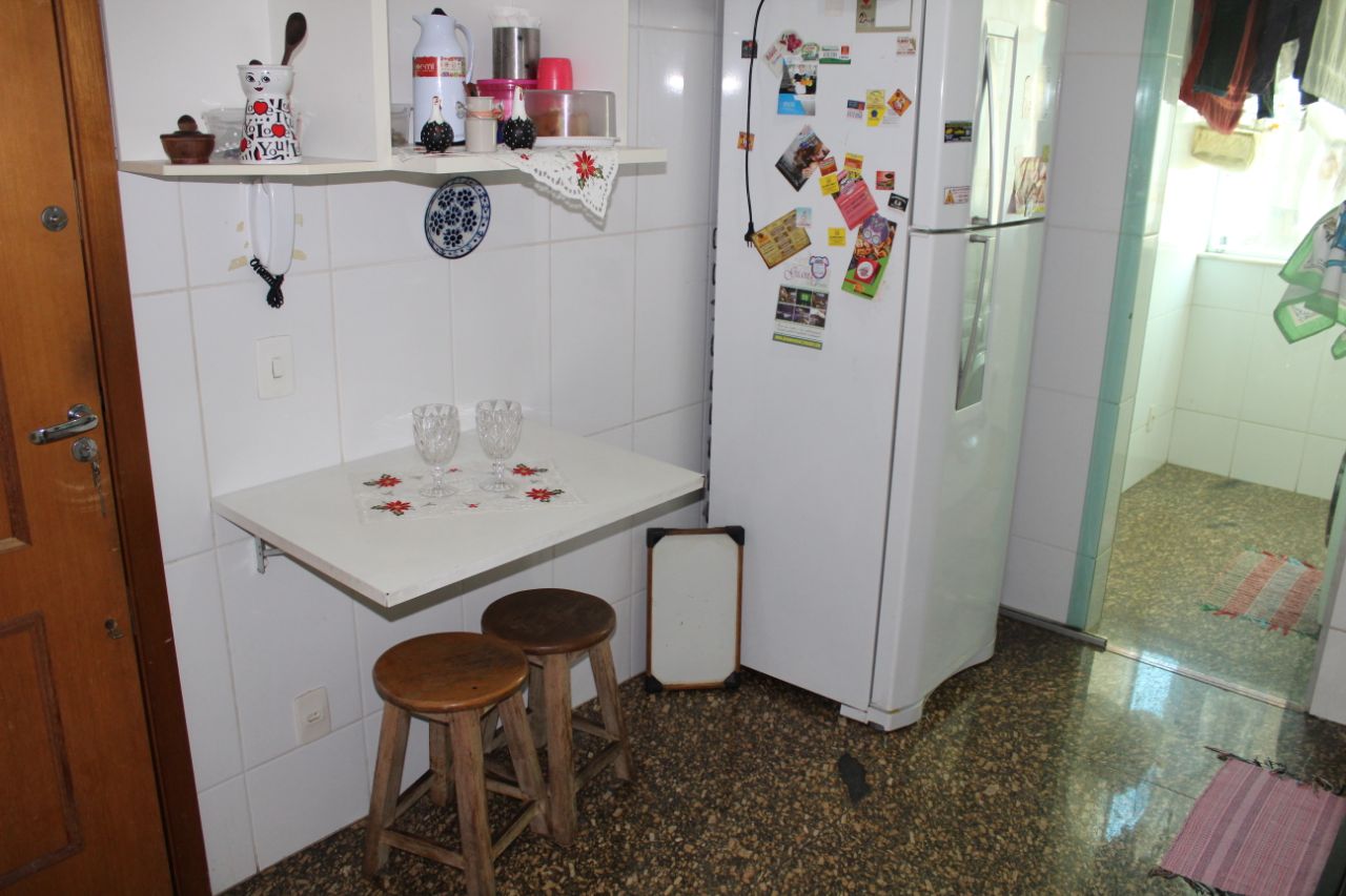 Apartamento à venda com 4 quartos, 153m² - Foto 16