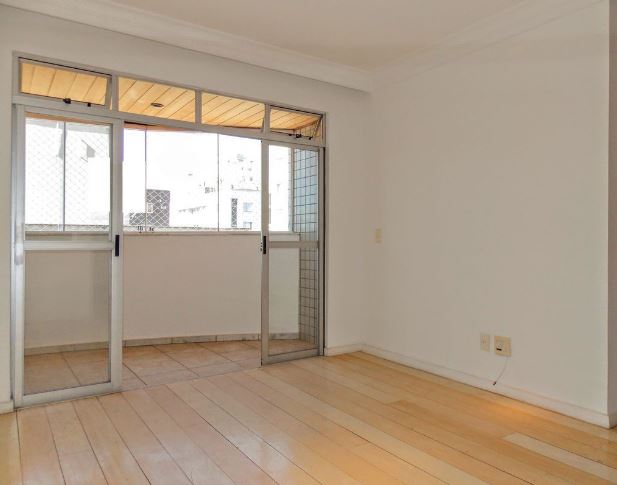 Apartamento à venda com 3 quartos, 170m² - Foto 3