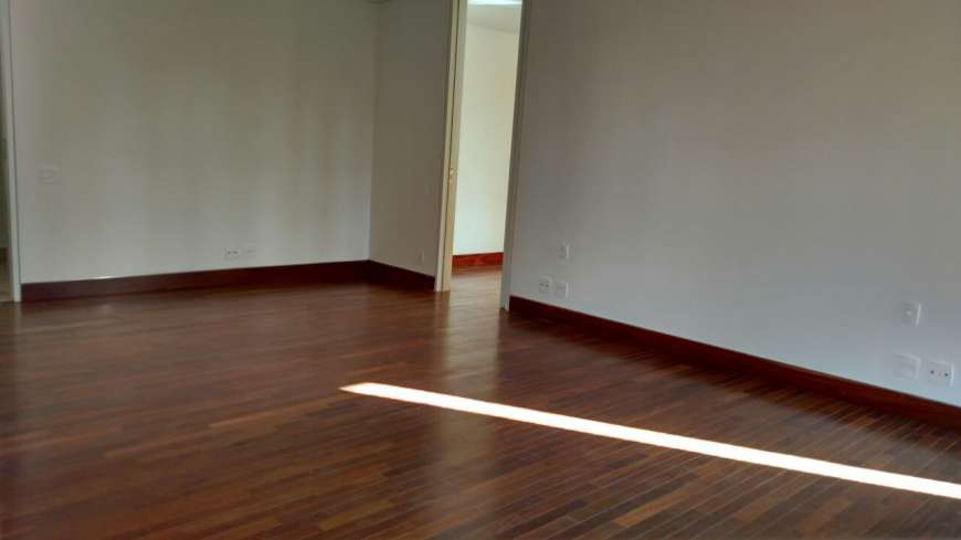 Apartamento à venda com 4 quartos, 576m² - Foto 9