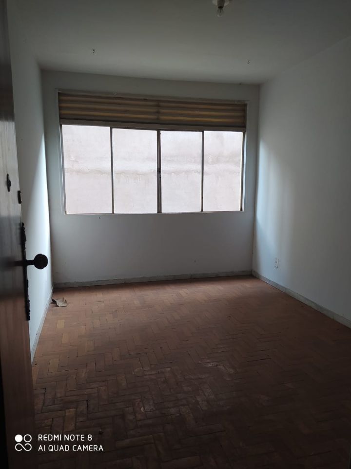 Apartamento à venda com 2 quartos, 65m² - Foto 9