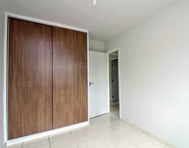 Apartamento à venda com 2 quartos, 60m² - Foto 5