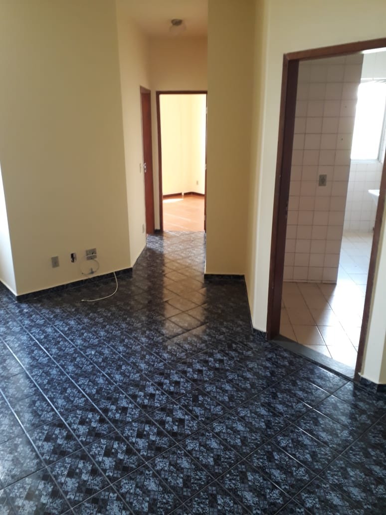 Apartamento à venda com 2 quartos, 65m² - Foto 7