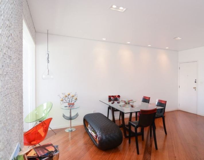 Apartamento à venda com 2 quartos, 75m² - Foto 5