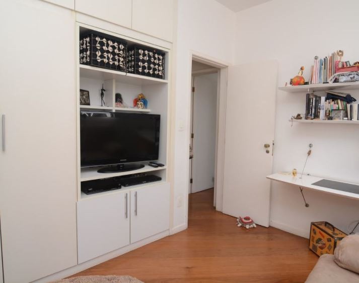 Apartamento à venda com 2 quartos, 75m² - Foto 10