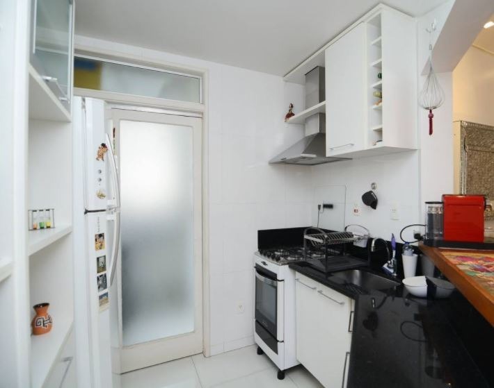 Apartamento à venda com 2 quartos, 75m² - Foto 16