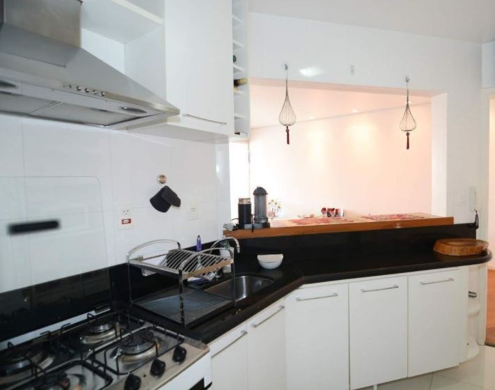 Apartamento à venda com 2 quartos, 75m² - Foto 17