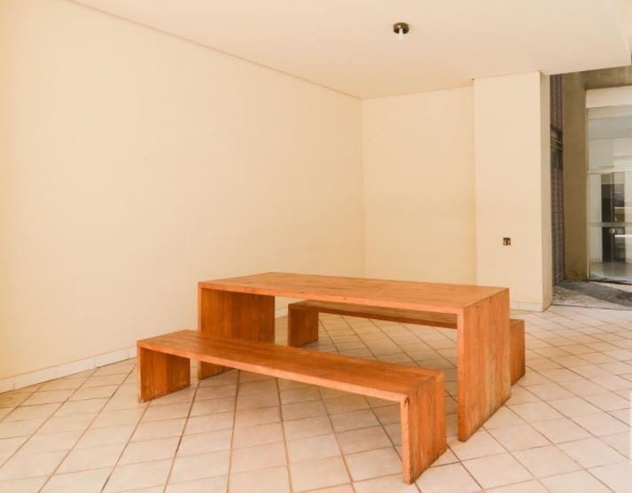 Apartamento à venda com 2 quartos, 75m² - Foto 22