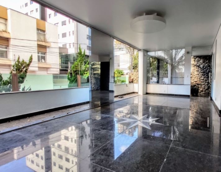 Casa à venda com 4 quartos, 470m² - Foto 3